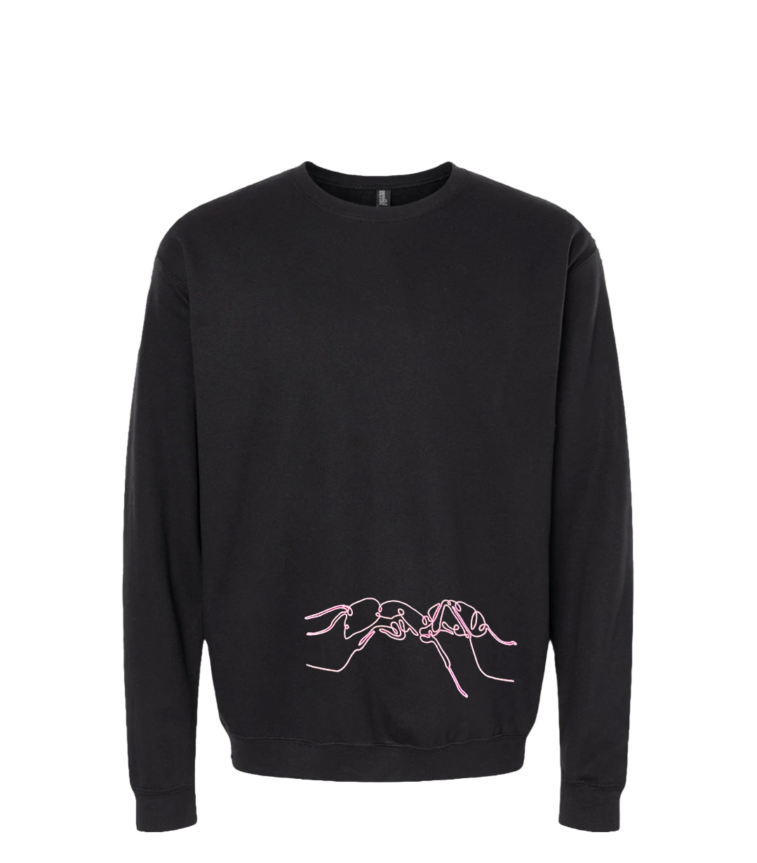 OVERSIZED EMBROIDERED PINK ANT BLACK SWEATSHIRT